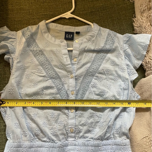 Flutter sleeve lace mini dress - Picture 6 of 6